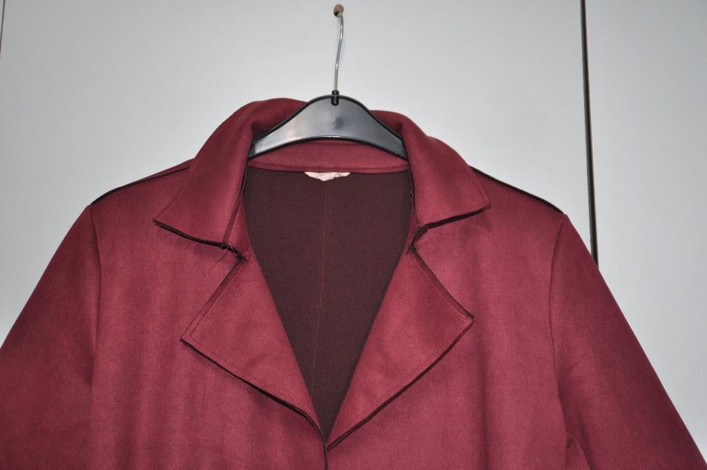 MZ22 Tussen jas maat M Aubergine, Ophalen of Verzenden, Zo goed als nieuw, Maat 38/40 (M), Paars