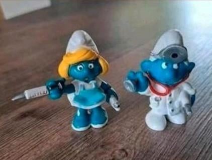 Doktersmurf en verpleegster Smurfin, Verzamelen, Smurfen, Ophalen of Verzenden, Zo goed als nieuw, Verschillende Smurfen