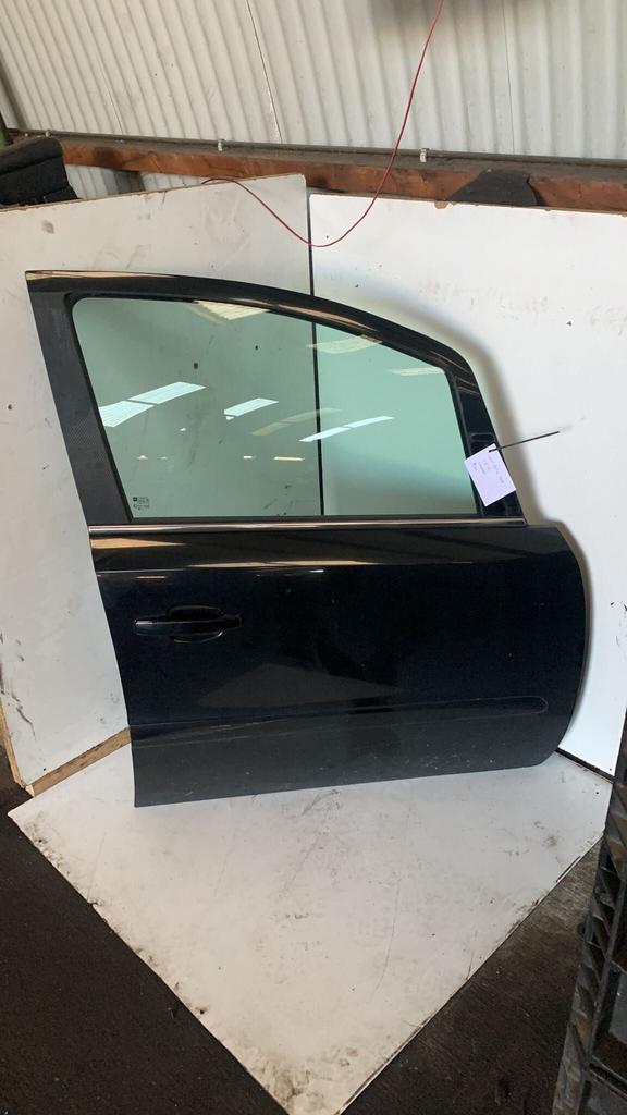 Rechter voor portier Opel Zafira bouwjaar 2007., Gebruikt, -, Deur, -