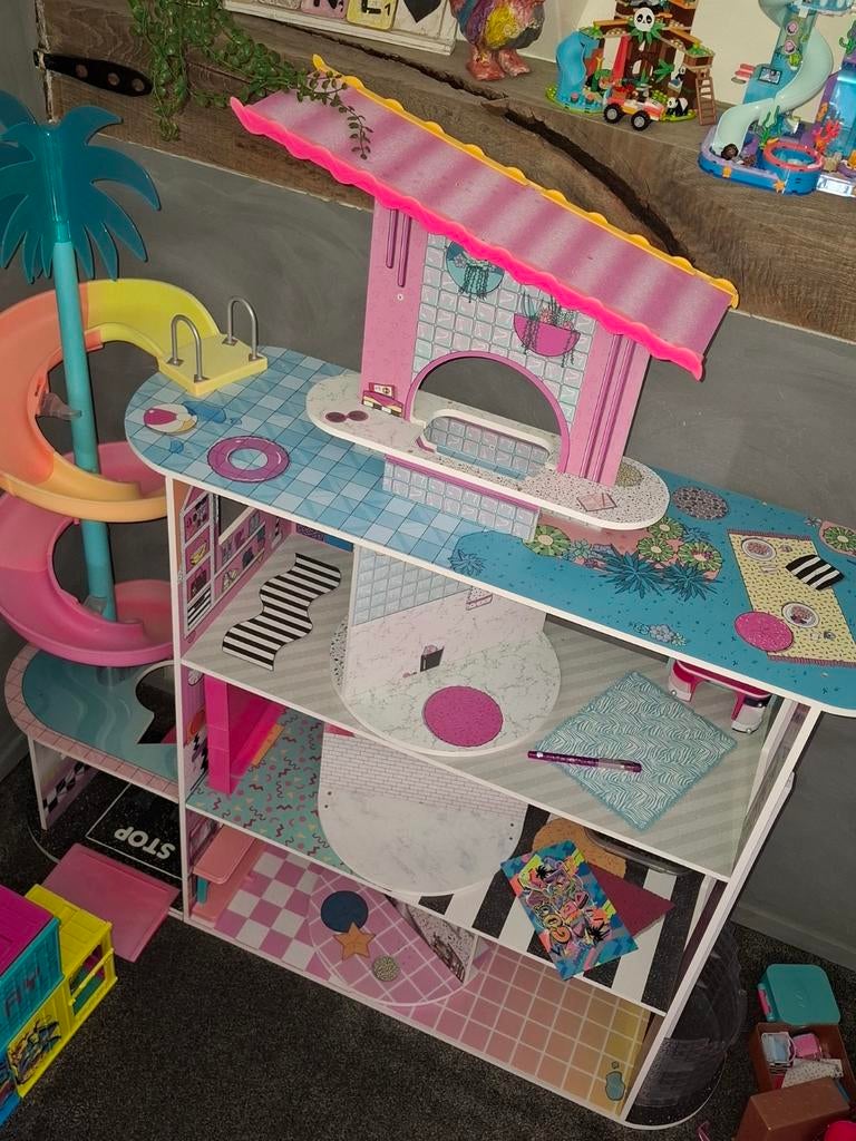 Lol huis hele goede staat, Kinderen en Baby's, Speelgoed | Poppenhuizen, Ophalen, Zo goed als nieuw, Poppenhuis