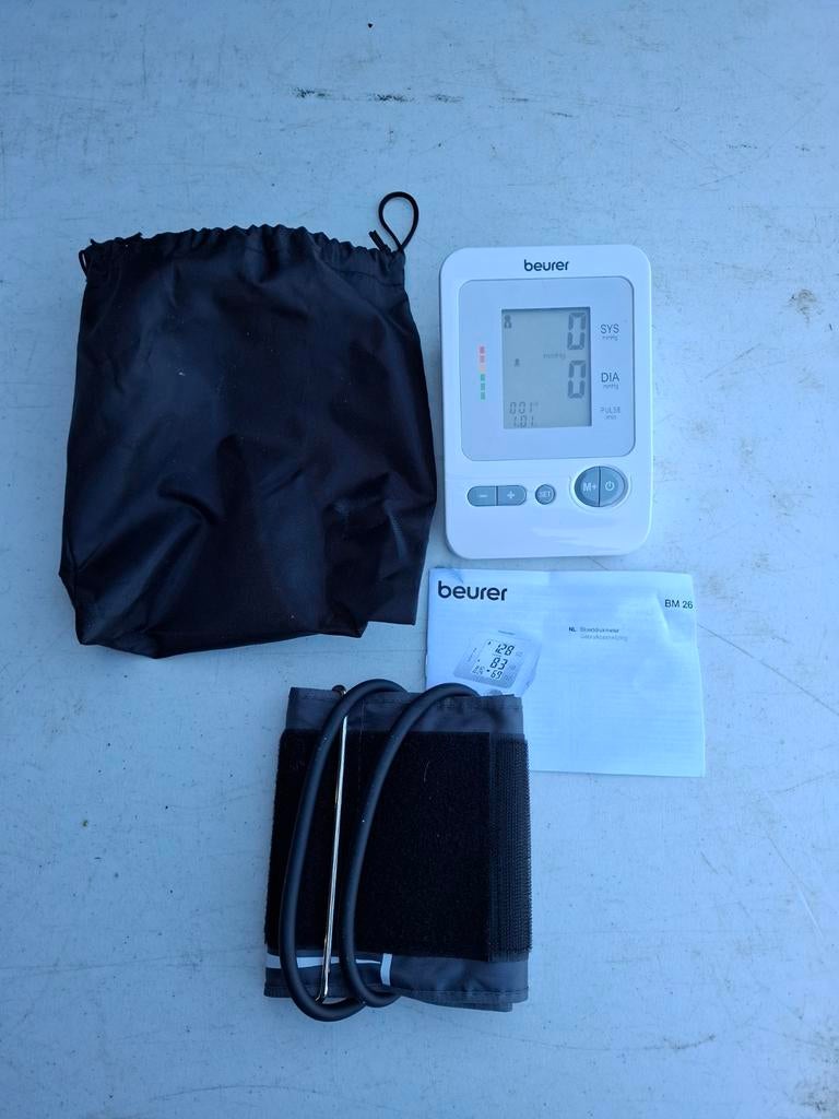 Beurer BM 26 Bloeddrukmeter met manchet en opbergzak, Ophalen of Verzenden, Bloeddrukmeter, Bloed, Meter