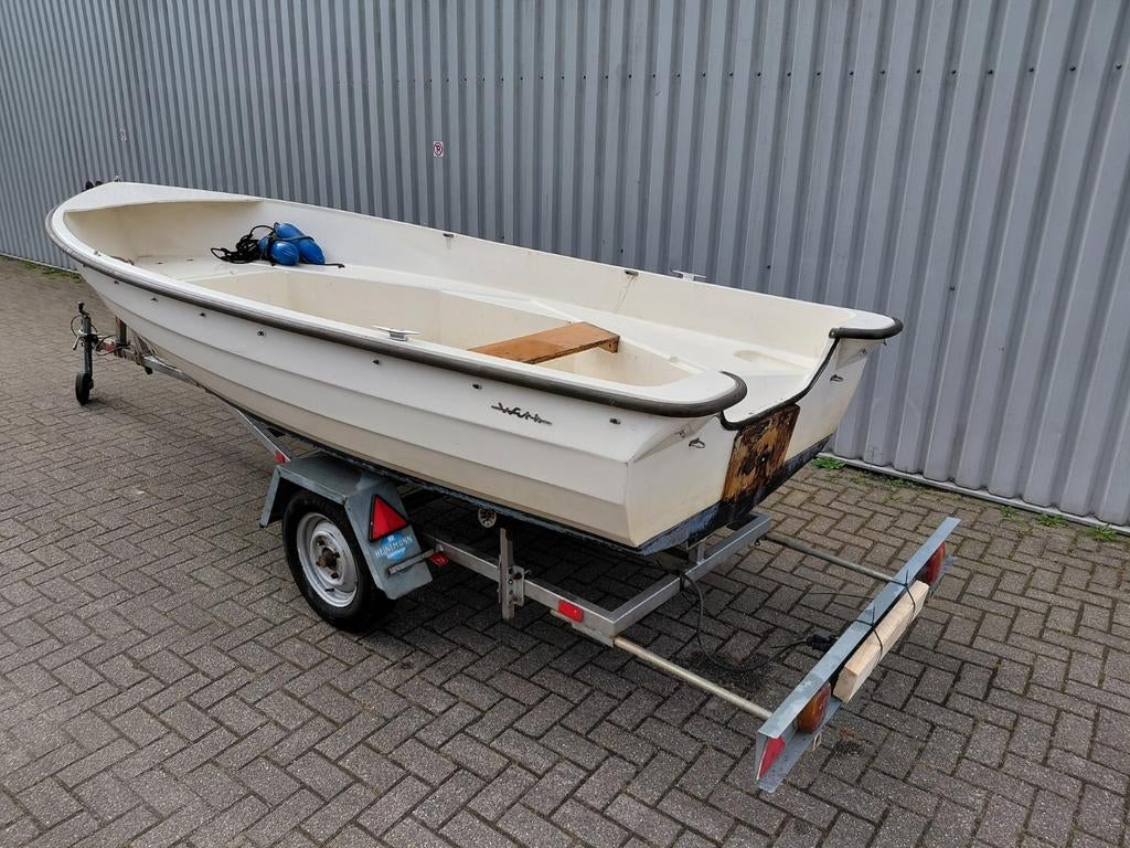 ☀️Toer/visboot Kmv With 4.50 m + boottrailer/ mercury 9.9 pk, Gebruikt, Tot 10 pk, Ophalen of Verzenden, 3 tot 6 meter