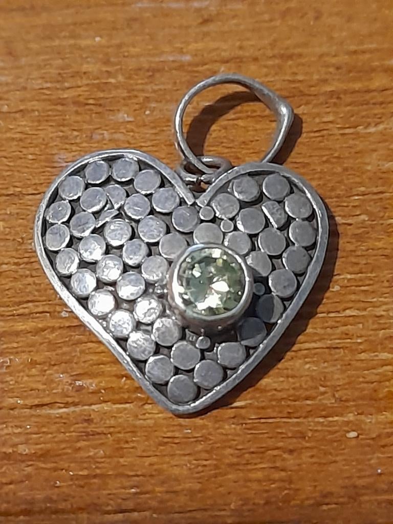 Zilveren hart hanger met steentje, Ophalen of Verzenden, Zo goed als nieuw, Hart, Zilver