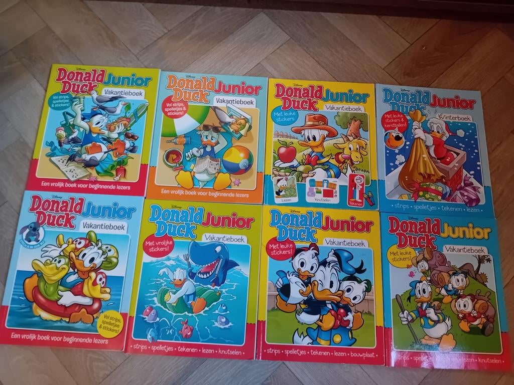 Uniek! Grote set 8 stuks donald duck junior vakantieboeken!, Complete serie of reeks, Ophalen of Verzenden, Donald Duck