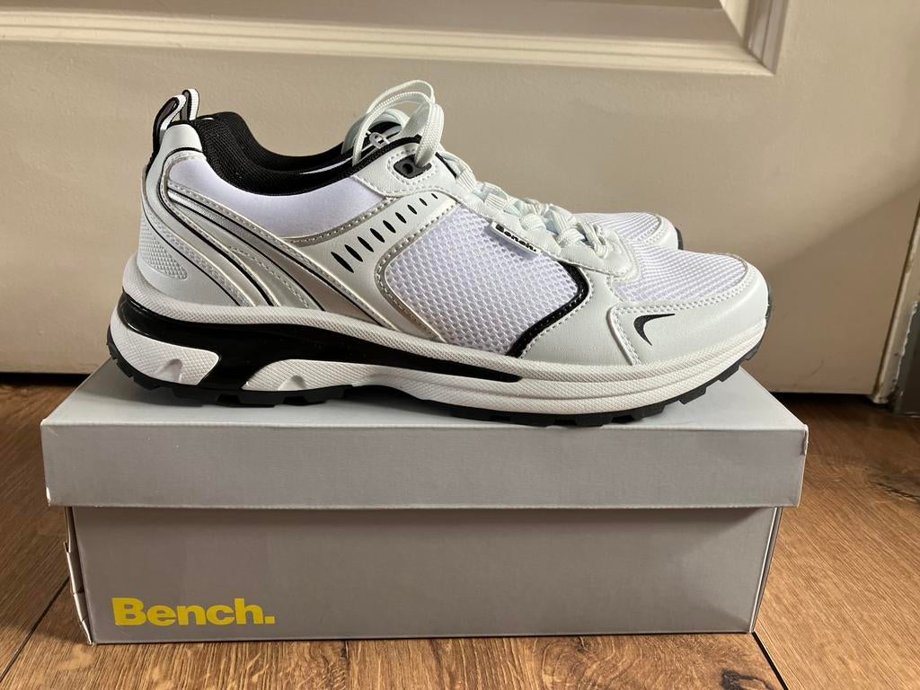 Bench schoenen maat 42, Kleding | Dames, Schoenen, Ophalen of Verzenden, Zo goed als nieuw, Sneakers of Gympen