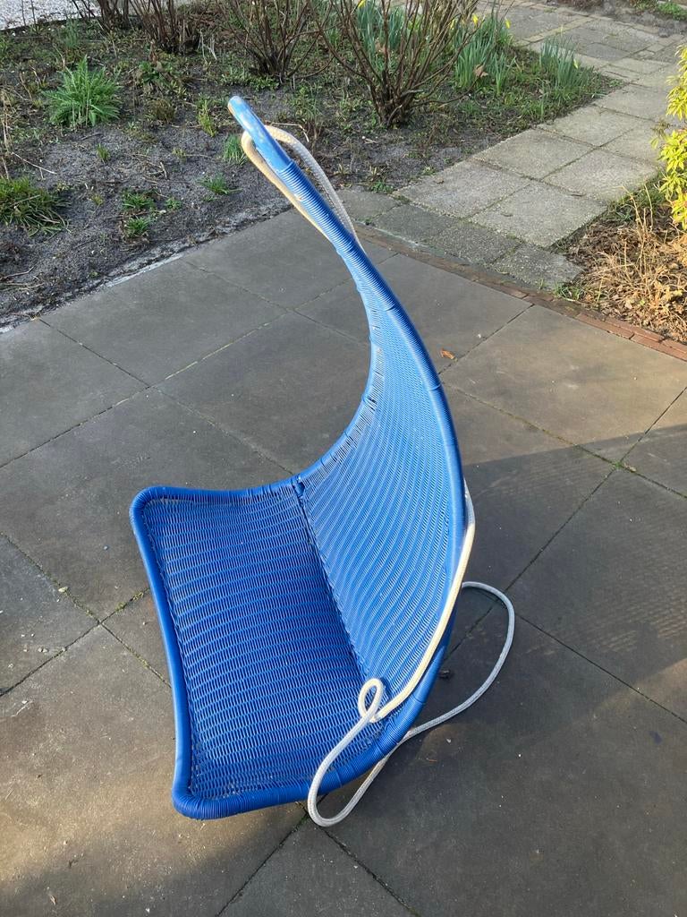 Blauwe hangstoel van ikea, Huis en Inrichting, Stoelen, Ophalen, Kunststof, Gebruikt, Blauw
