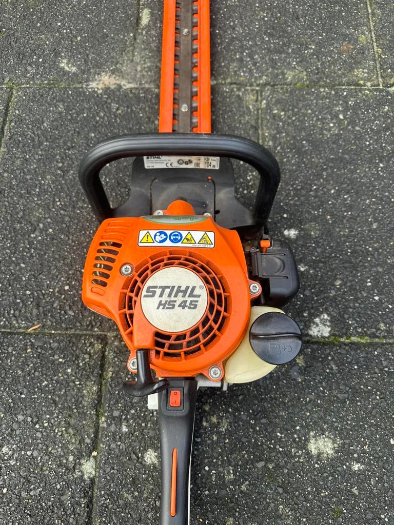 Stihl HS45 benzine heggenschaar, Ophalen of Verzenden, Zo goed als nieuw, Benzine