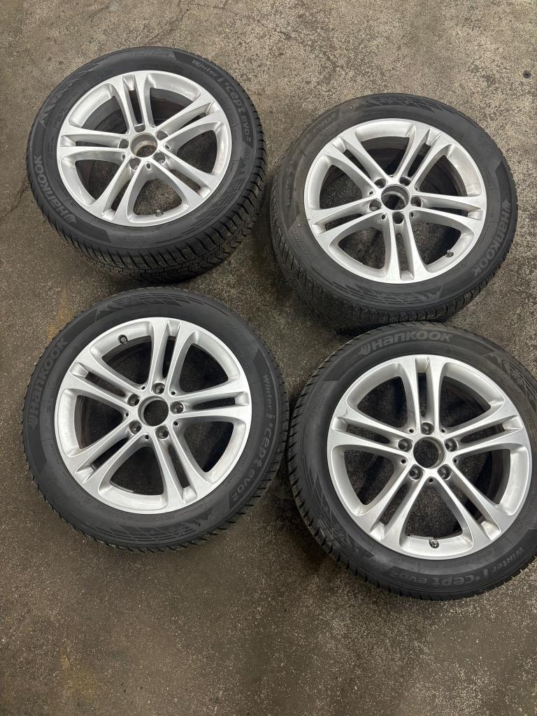 Winterset W177 A Klasse W118 W247 B Klasse, Auto-onderdelen, Banden en Velgen, Gebruikt, Banden en Velgen, Niet ingevuld, 17 inch