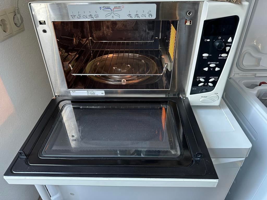 Whirlpool MT 44/WH combimagnetron – ZGAN (weinig gebruikt), Witgoed en Apparatuur, Magnetrons, Ophalen, Zo goed als nieuw, Inbouw