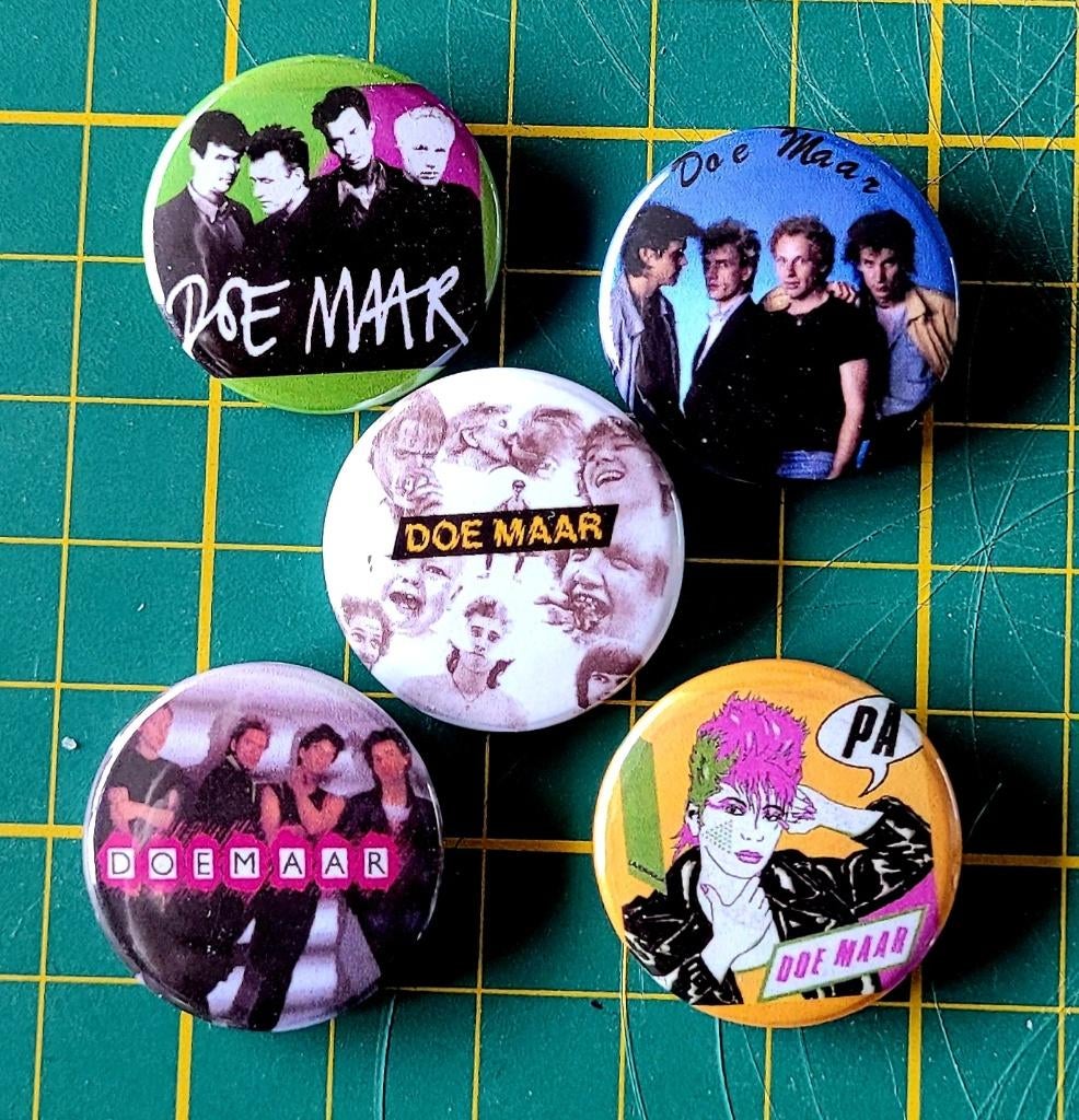 Doe Maar buttons (2), Verzenden, Nieuw, Gebruiksvoorwerp