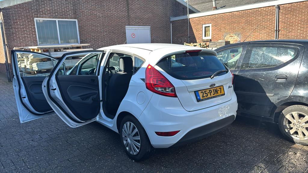 Ford Fiësta 1.25, Auto's, Voorwielaandrijving, 40 €/maand, 1242 cc, 4 cilinders
