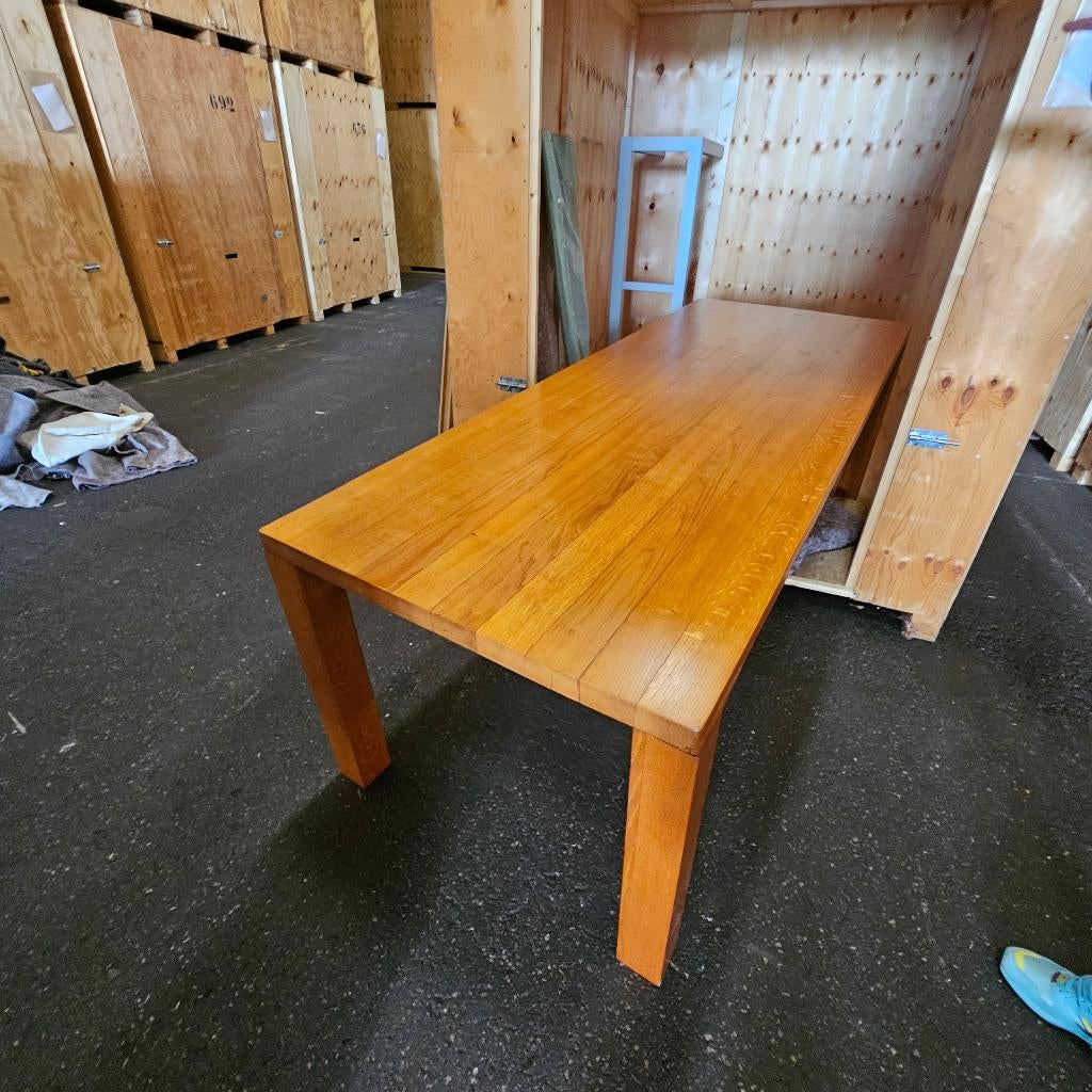 Robuuste houten eettafel 6-8 pers (lokatie Vught), Huis en Inrichting, Tafels | Eettafels, Ophalen, Gebruikt, 200 cm of meer, 50 tot 100 cm