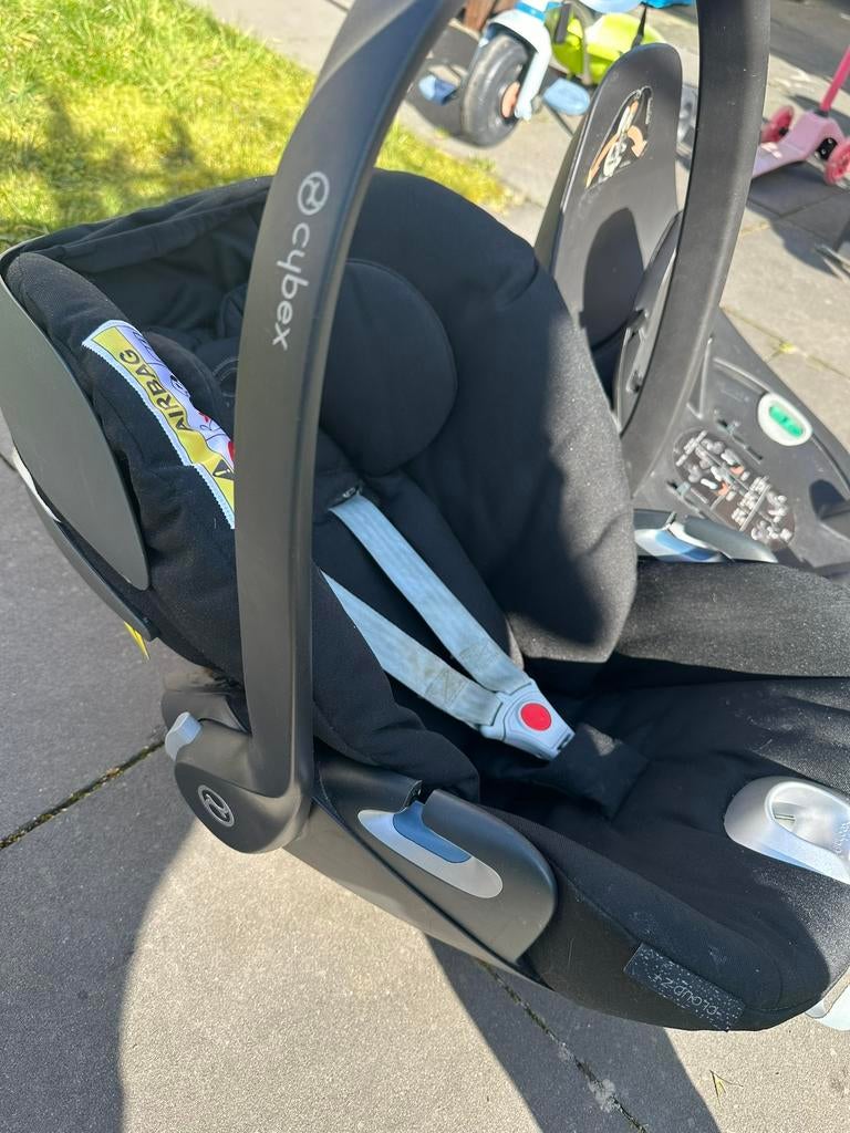 Cubex base en maxi cosi, Ophalen, Zo goed als nieuw, Isofix, 0 t/m 13 kg
