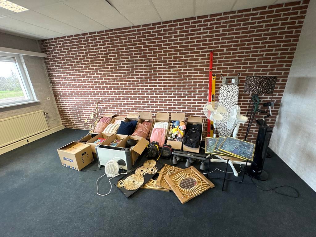 Opkoper gezocht: Diverse goederen en inboedel, Ophalen of Verzenden