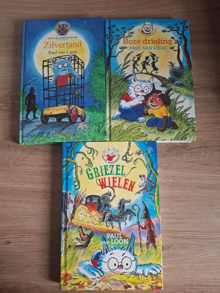Paul van Loon - Dolfje Weerwolfje boeken (3 stuks), Ophalen of Verzenden, Zo goed als nieuw, Paul van Loon, Fictie algemeen