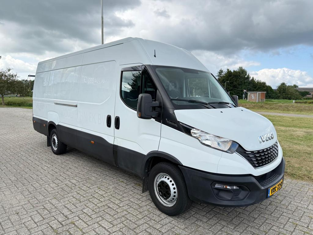 Iveco Daily 35S14V 2.3 410 H2 JUMBO 2020, Gebruikt, Iveco, Wit, Bedrijf