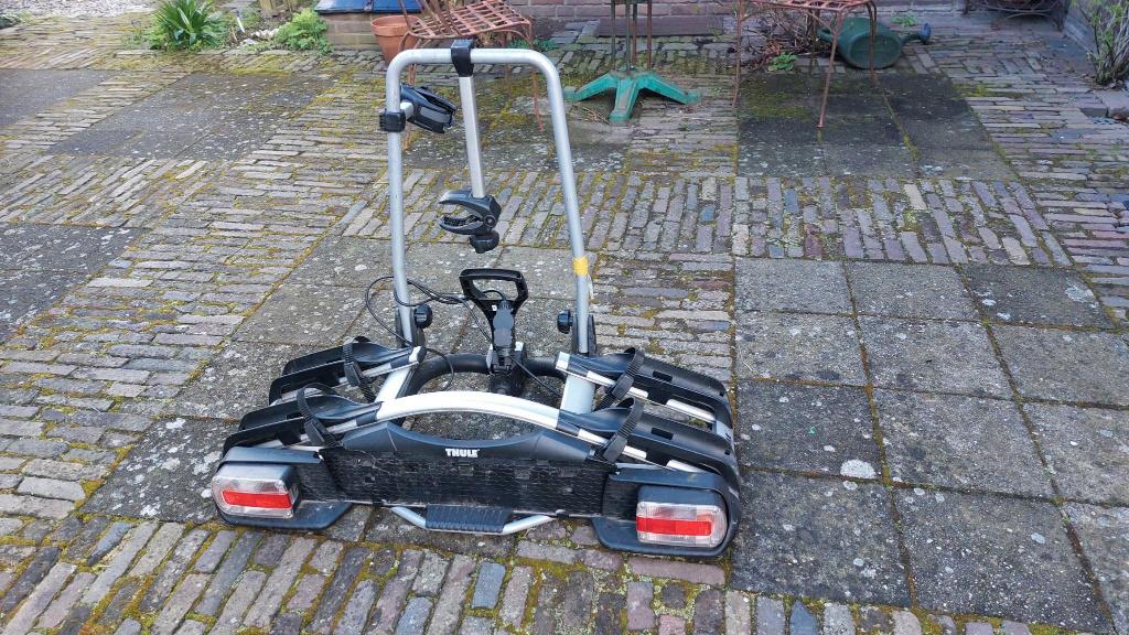 Thule Euroway 921 EW G2 kantelbare fietsendrager 2 fietsen, Auto diversen, Ophalen, 2 fietsen, Gebruikt, Trekhaakdrager