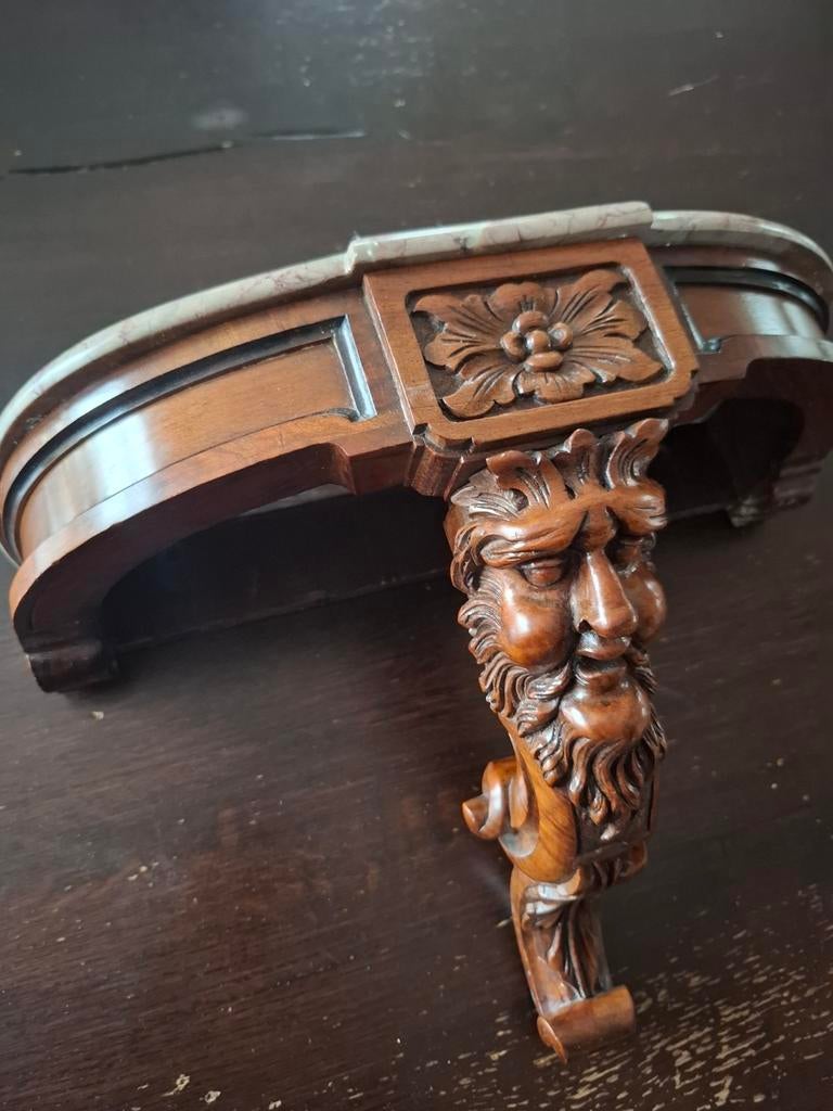 Seize notenhouten wandtafeltje met marmeren blad, Antiek en Kunst, Antiek | Meubels | Tafels, Ophalen