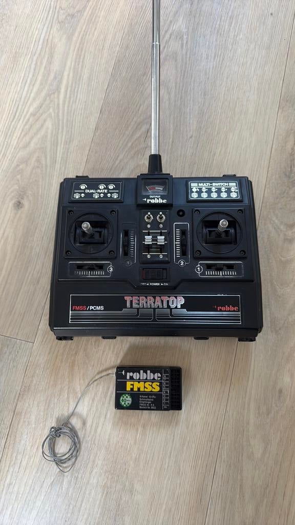 Robbe Terra Top 40 Mhz 8 kanaals zeldzaam, Ophalen, Gebruikt