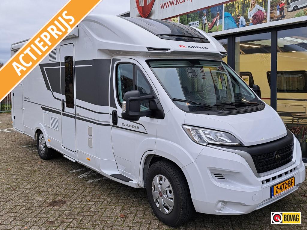 Adria Matrix 670 SL Axess Fiat 180 PK, Afzuigkap, Ringverwarming, Bedrijf, Luifel