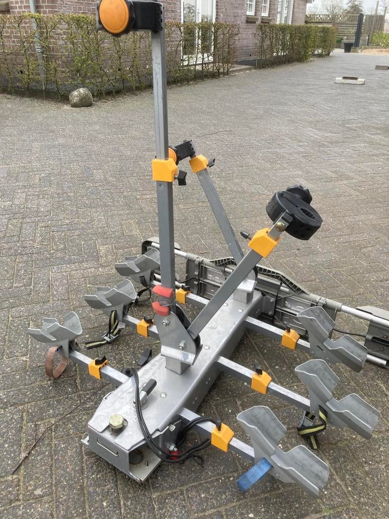 Spinder Falcon 3F fietsendrager voor 3 fietsen, Ophalen, Gebruikt, Trekhaakdrager