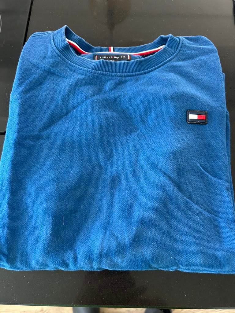 Tommy Hilfiger Longsleeve / sweater maat 164 blauw, Ophalen of Verzenden, Gebruikt, Jongen, Shirt of Longsleeve