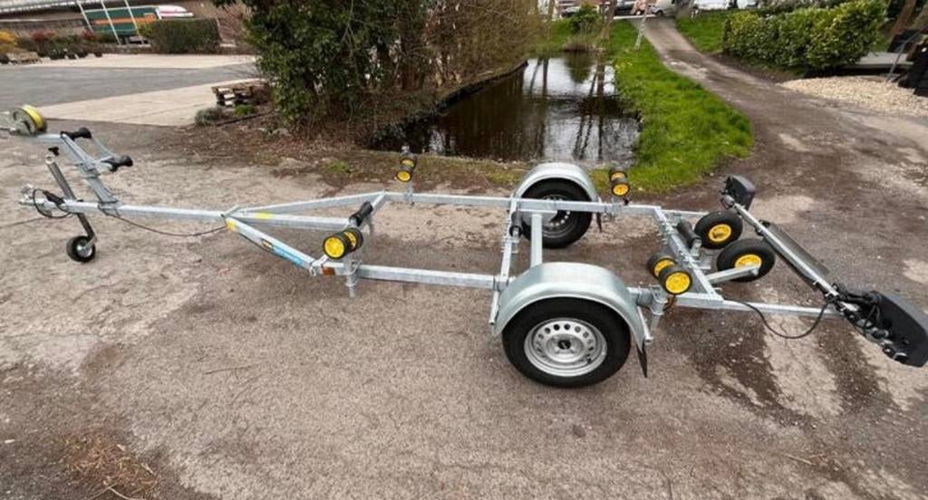 Pega SH 650-450 Euroliner bj 2021 Kanteltrailer Boot trailer, Ophalen of Verzenden, Zo goed als nieuw, Motor en Techniek, Motorboot