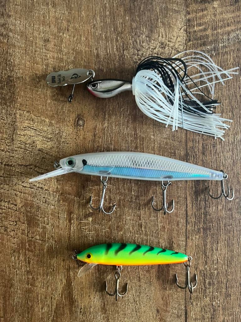 Rapala chatterbait en 2 pluggen, Watersport en Boten, Ophalen of Verzenden