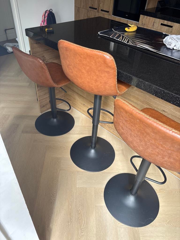 3 Bronx 71 barkrukken, Ophalen, Gebruikt, In hoogte verstelbaar, 60 tot 90 cm