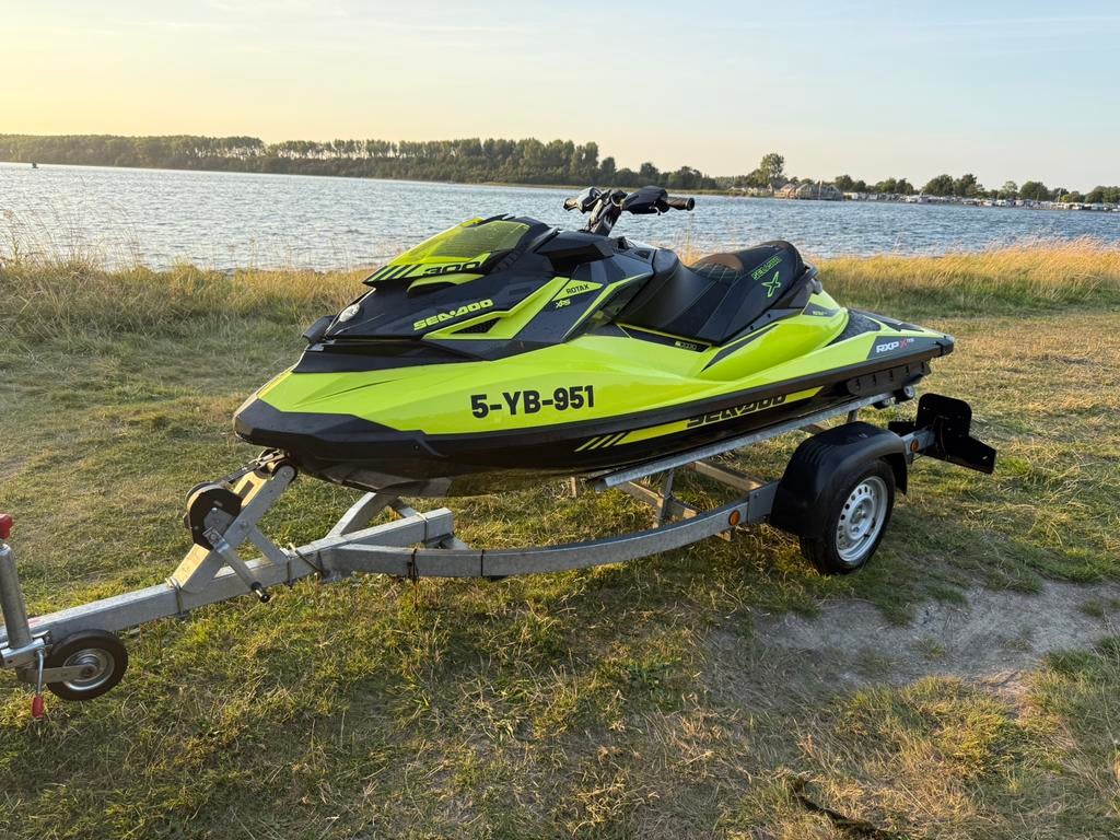 Seadoo rxp300RS, Ophalen, Zo goed als nieuw, Benzine, 200 pk of meer