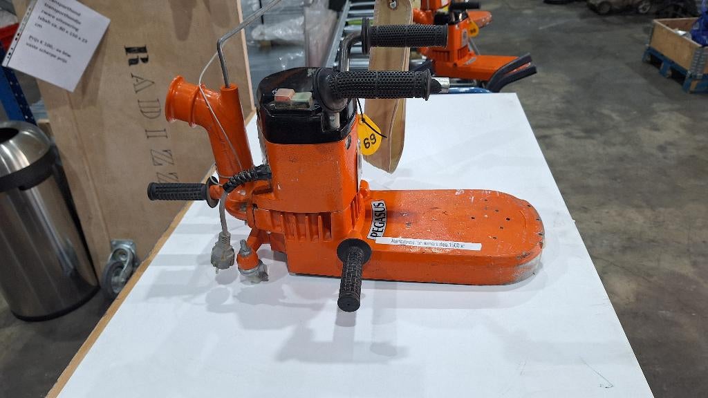 Kantenschuurmachine parketschuur 300mm 230V Künzle & Tasin,, Ophalen, Gebruikt, Overige typen, Industriepark 2a 9351PA Leek