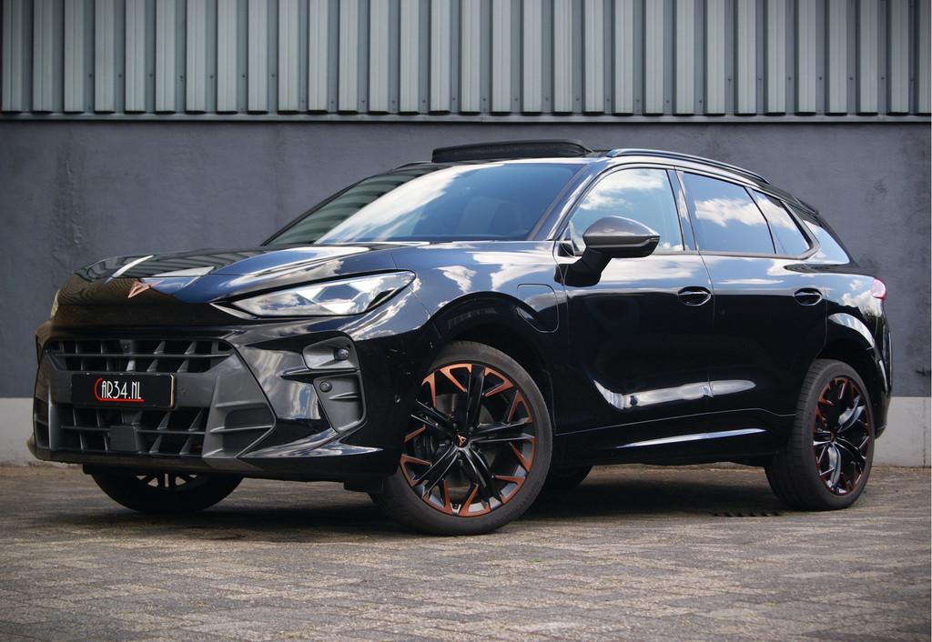 CUPRA Terramar 1.5 TSI 272PK e-Hybrid VZ Performance Panoram, 4 cilinders, 2000 kg, Zwart, Bedrijf