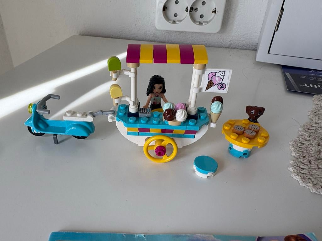 Lego Friends IJscowagen 41389 met instructies, Lego, Friends, Ophalen of Verzenden, Zo goed als nieuw