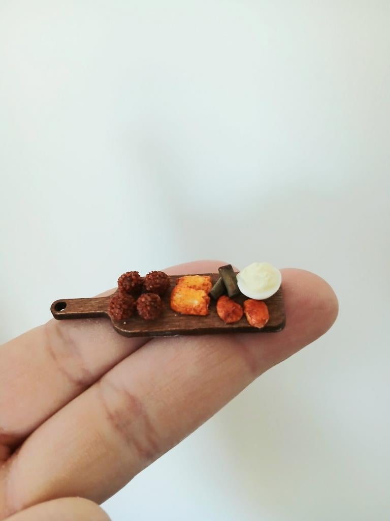 Poppenhuis 1.12 snackplankje, Verzamelen, Poppenhuizen en Toebehoren, Ophalen of Verzenden, Poppenhuis