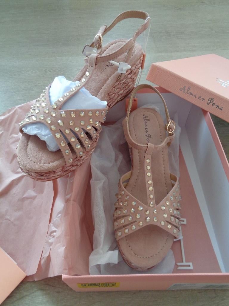 Alma en Pena suède leren sandalen, roze, maat 39, NIEUW, Nieuw, Roze, Sandalen of Muiltjes, Ophalen of Verzenden