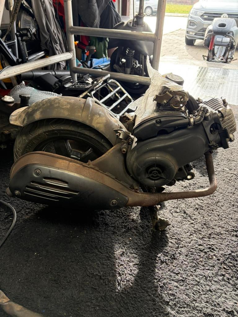 Vespa lx/s onderdelen, Fietsen en Brommers, Scooters | Piaggio, Ophalen of Verzenden, Zo goed als nieuw, Benzine, Overige modellen