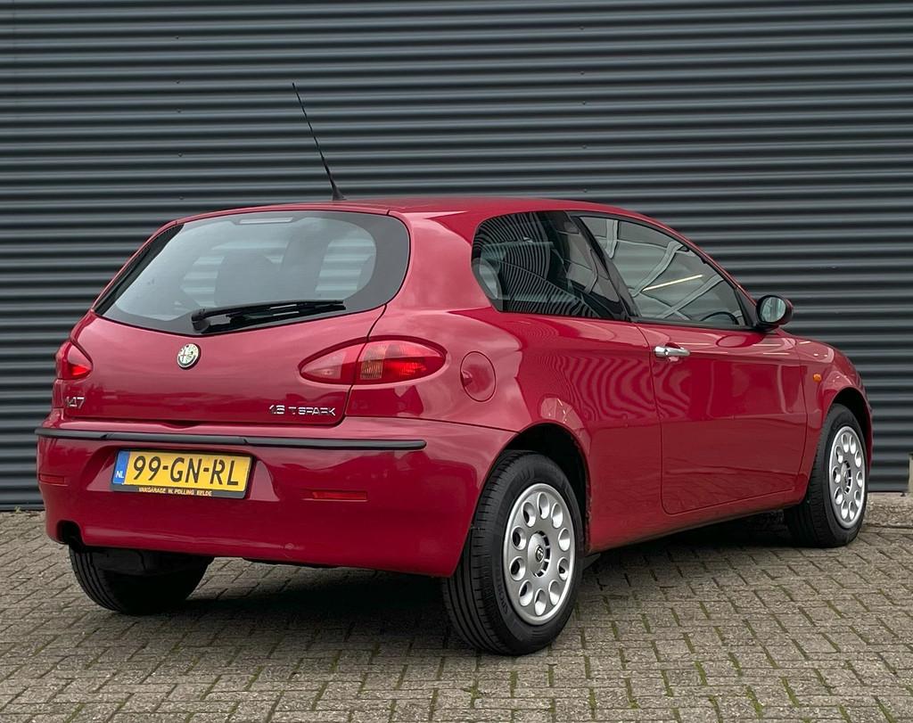 Alfa Romeo Alfa-147 1.6 T.SPARK 16V 105PK, Origineel Nederlands, Bedrijf, Handgeschakeld, 12 km/l