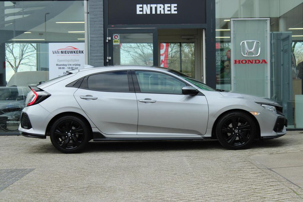 HONDA Civic 1.5 i-VTEC 182pk 5D Sport | Black Edition | Clim, Auto's, Honda, 12 maanden, 4 cilinders, Handgeschakeld, 182 pk