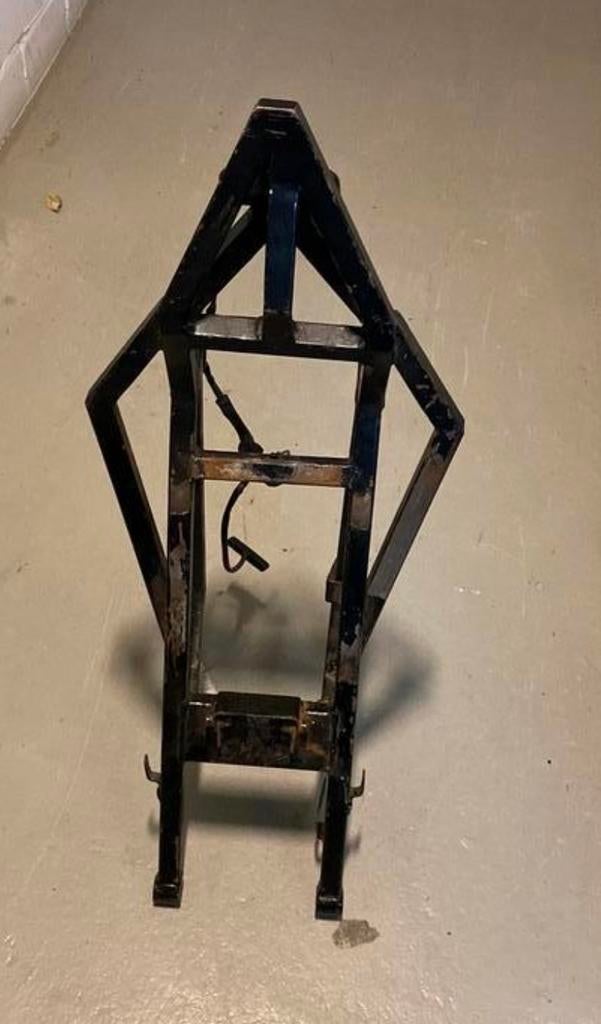 Costum made achterbrug, Ophalen, Gebruikt, Frame