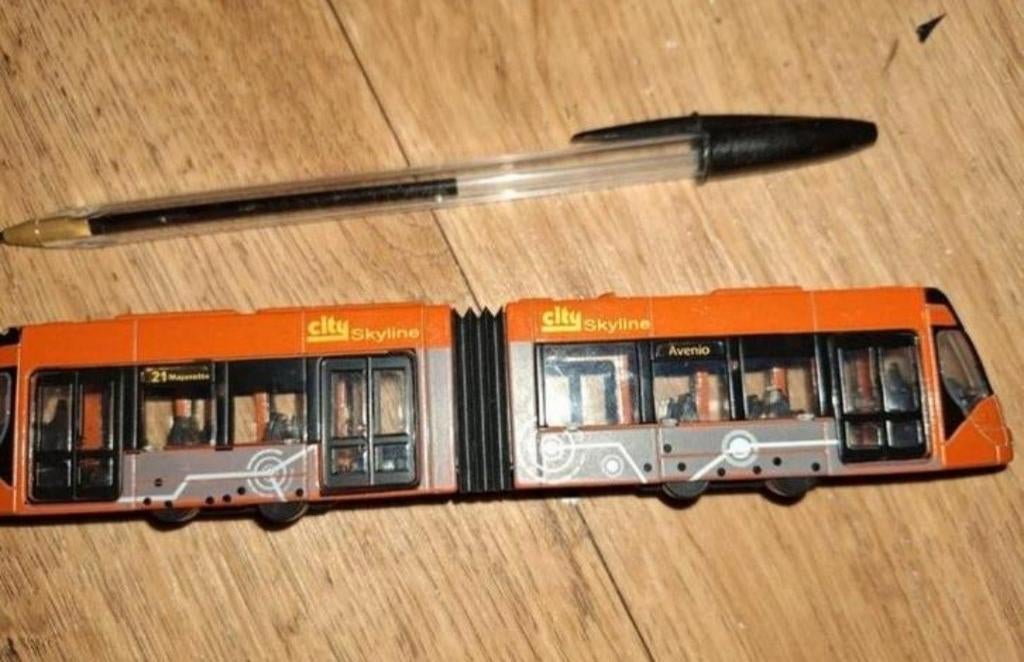 City Skyline Tram Speelgoedmodel, Ophalen of Verzenden, Gebruikt, 1:50 tot 1:144