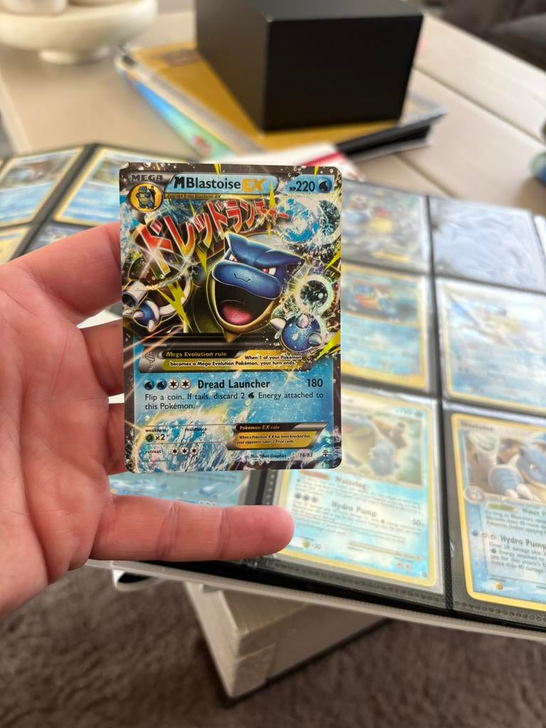 Blastoise evolutions, Ophalen of Verzenden, Zo goed als nieuw, Meerdere kaarten, Foil