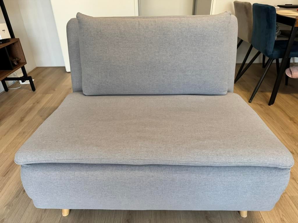 Slaapbank lichtgrijs, Ophalen, Eenpersoons, Zo goed als nieuw, Overige maten
