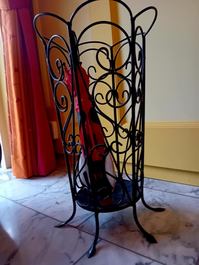 Decoratieve Paraplubak van Smeedijzer, Ophalen, Gebruikt