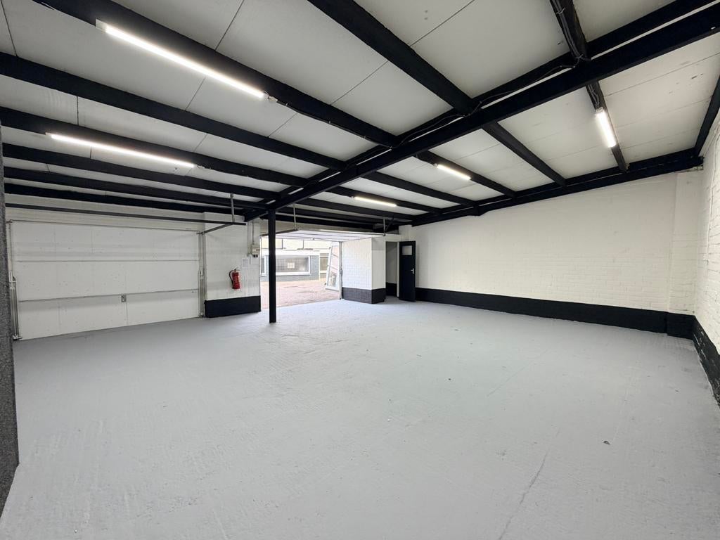 Te huur: loods / bedrijfsruimte 95 m² op afgesloten terrein, Zakelijke goederen, Bedrijfs Onroerend goed, 95 m², Huur, Bedrijfsruimte