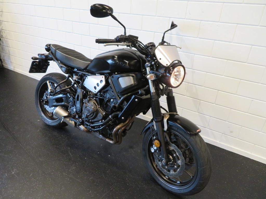 Yamaha XSR 700 ABS BLACK-EDITION! - foto 2