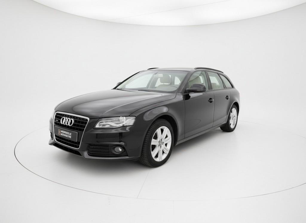 Audi A4 3.2 FSI QUATTRO. STOELVW, CRUISE, AUT., Automaat, Traction-control, Gebruikt, A4