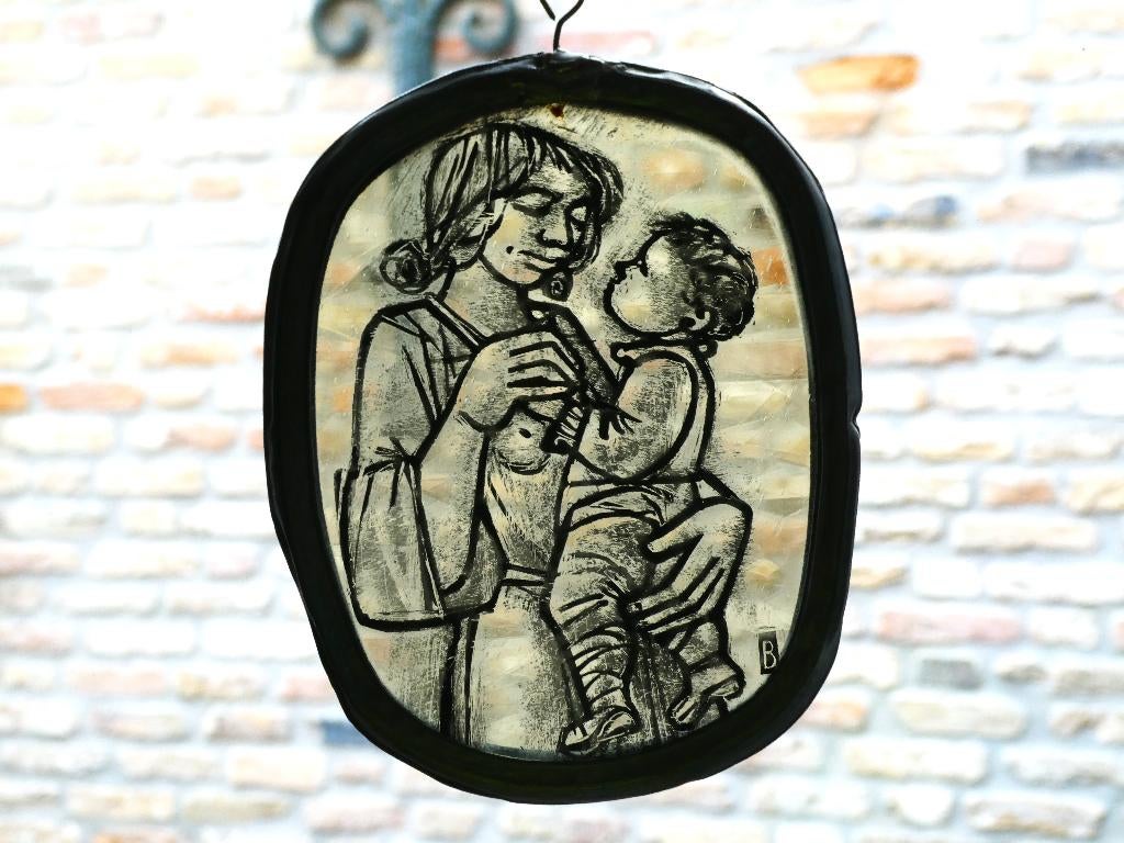 Glas in lood raamhanger met moeder en kind gesigneerd met B., Ophalen of Verzenden