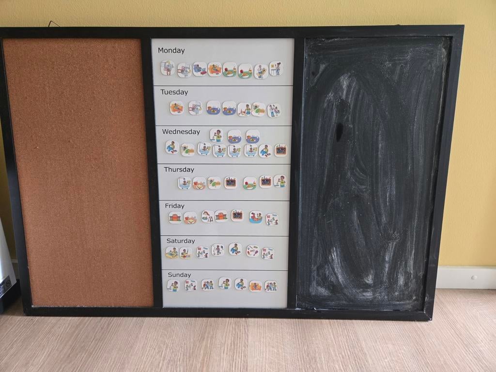 Magnetisch krijtbord inclusief magnetische dagpictogrammen, Kinderen en Baby's, Speelgoed | Educatief en Creatief, Ophalen