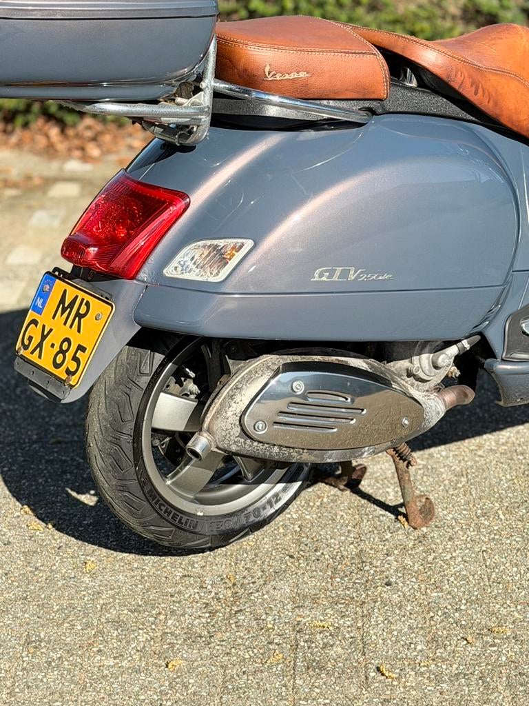 Vespa GTV 250 ie motor scooter GTS 300 125 - foto 3