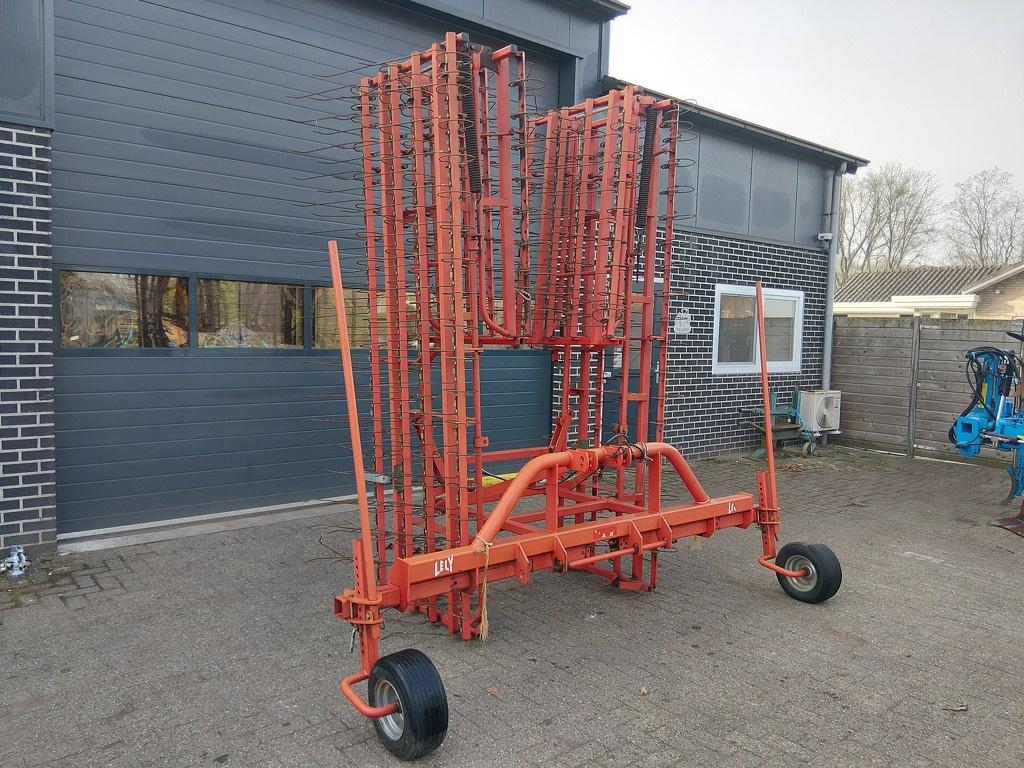 Lely Wiedegge 9 meter breed, Zakelijke goederen, Agrarisch | Werktuigen, Communications@lely.com, Gewasbescherming en Bemesting